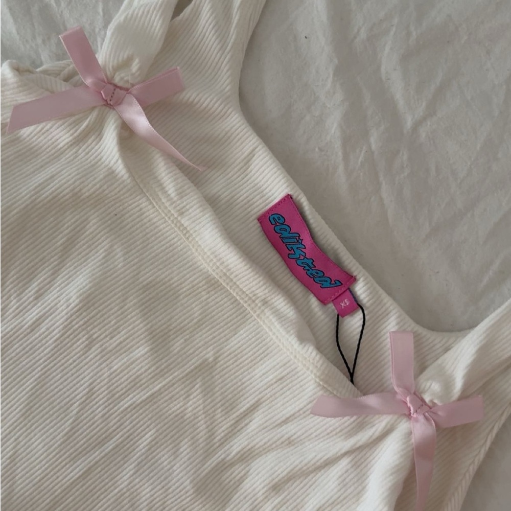 White Ribbed Tank Top with Pink Ribbon Details